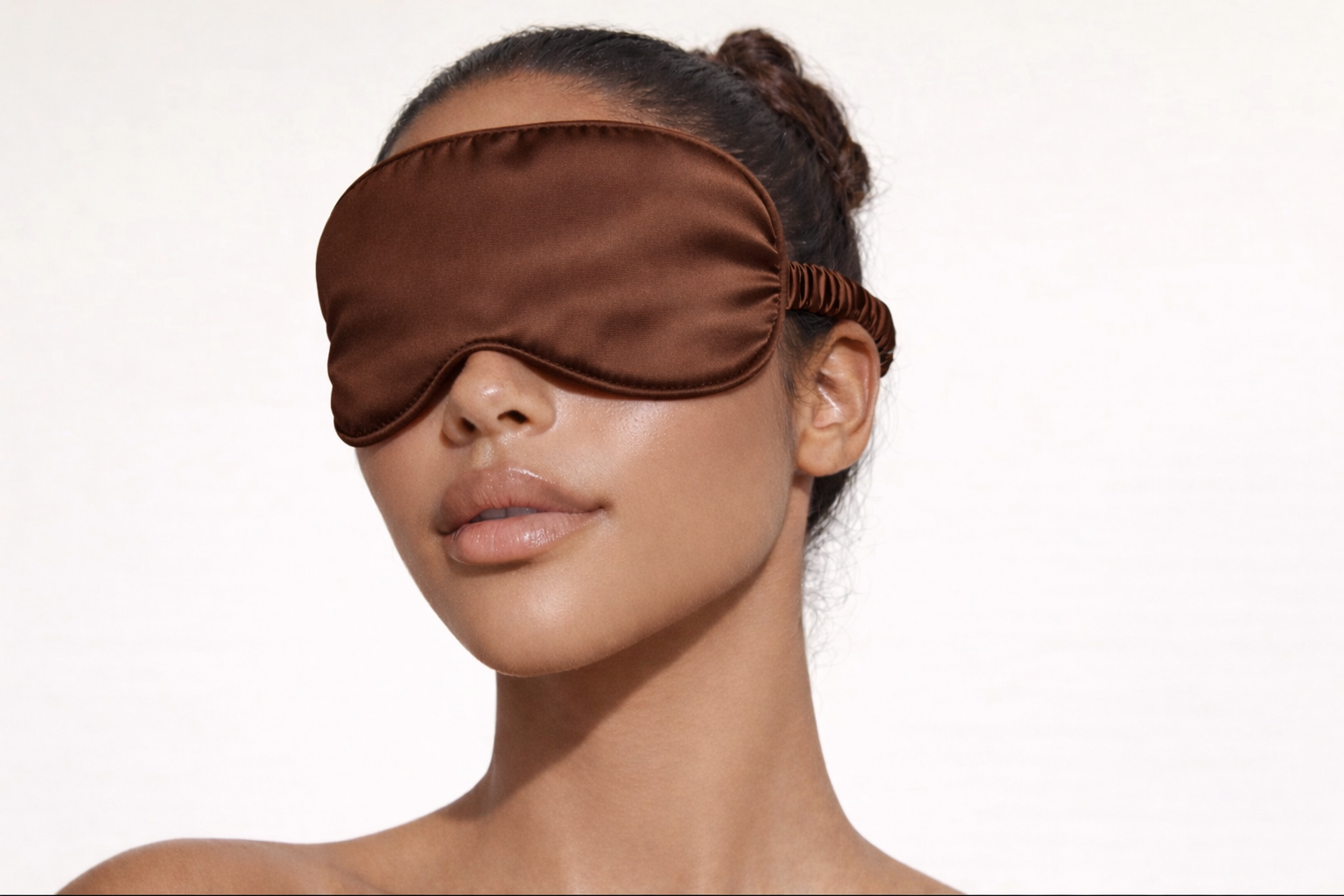 Essential Mulberry Silk Mask — Deep Mocha